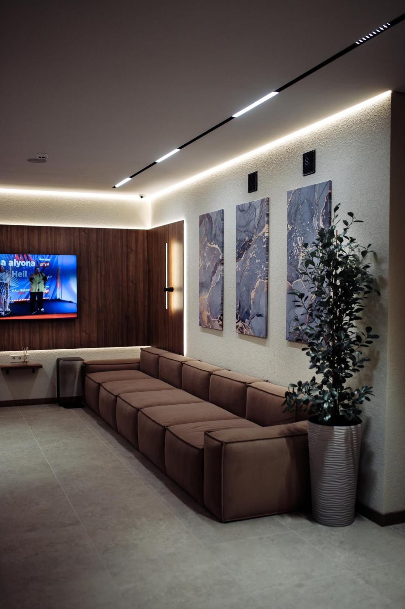Nesvit Hotel Kyiv Exterior photo