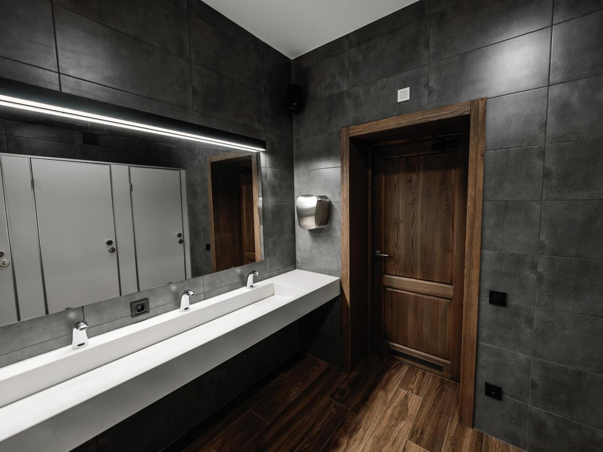 Nesvit Hotel Kyiv Exterior photo